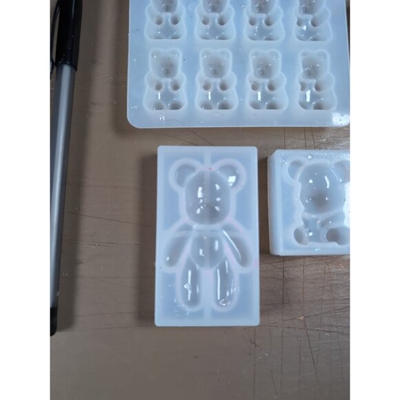 Lot of 6 Silicone Gummy Bear Moulds/Molds - Picture 6 of 7